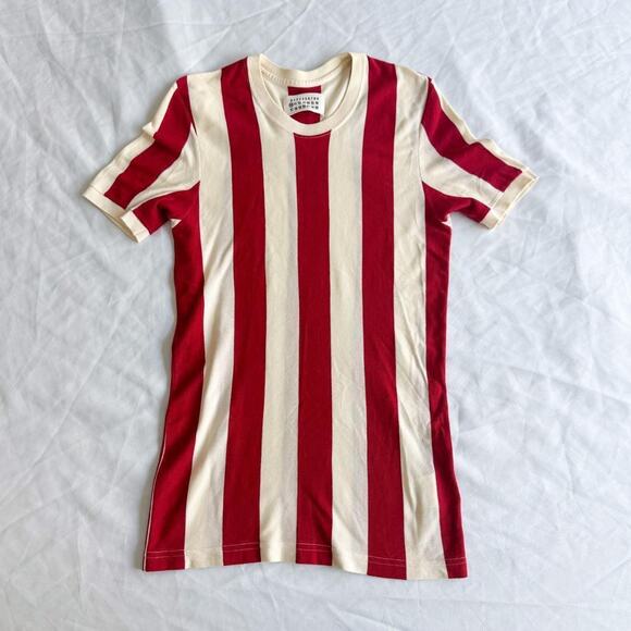 Maison Martin Margiela 2008 Red and Off White Striped Jersey T-Shirt - Picture 8 of 8